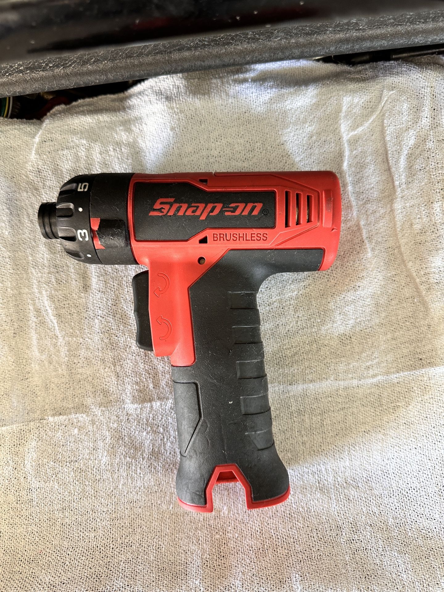 Snap On CTS 14.4 V 1/4 Hex Toggle Screwdriver