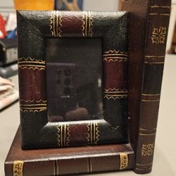 Photo Frame Book Theme