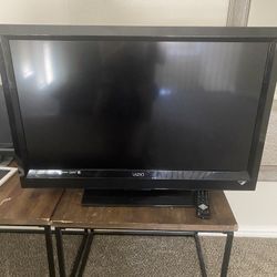 42inch LCD Video TV, Desk Chair, Foldable Lounging Chair And Night Stand/chest Storage 