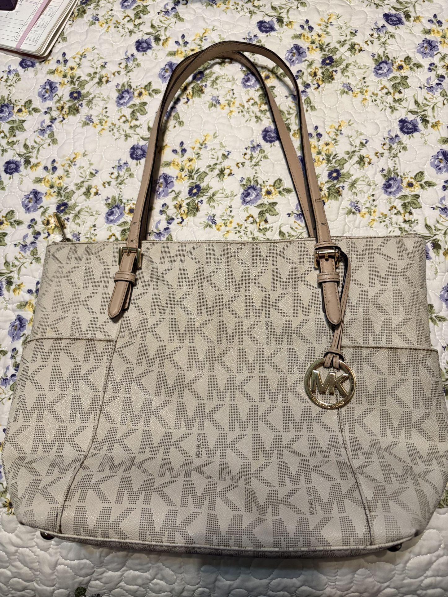 Authentic Michael Kors Purse. $30.00