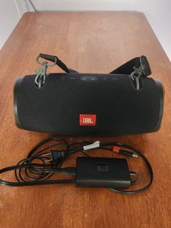 Xtrame 2 jbl speaker on good condition