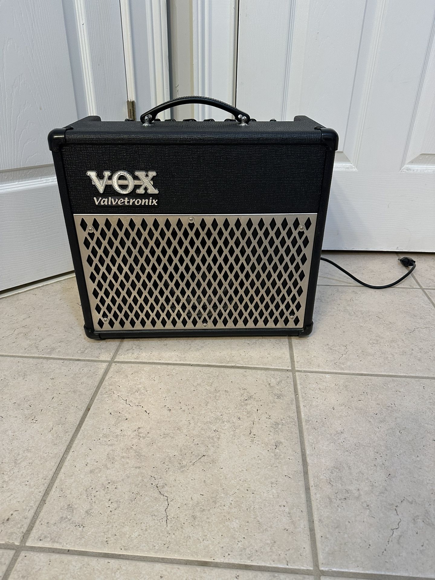 Vox AD15VT Guitar Combo Amplifier