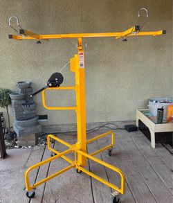 Yellow Steel Lift Panel
