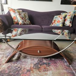 2 Matching Living Room Tables