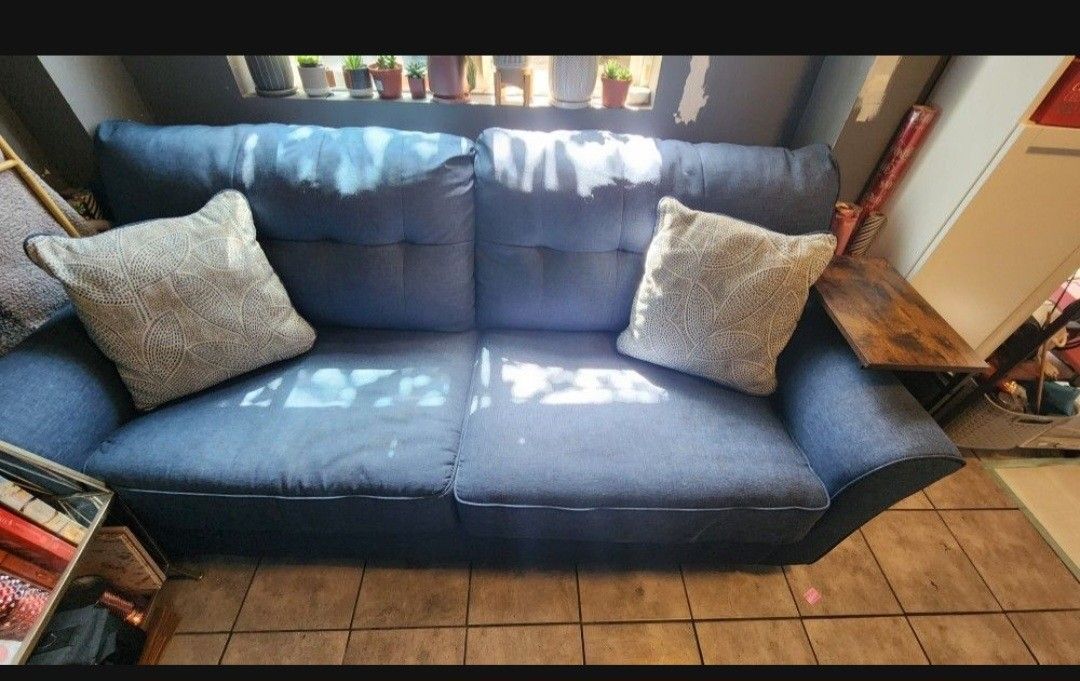 Free Couch