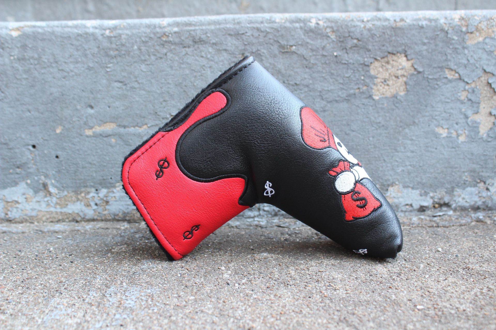Dough boy golf putter headcover