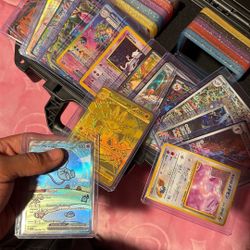 Pokemon Cards Lot