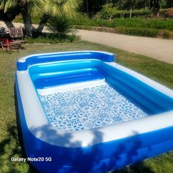 Children's Pool. Approximately 2' Deep. Only used twice. 