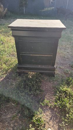 Black Night Stand/end Table