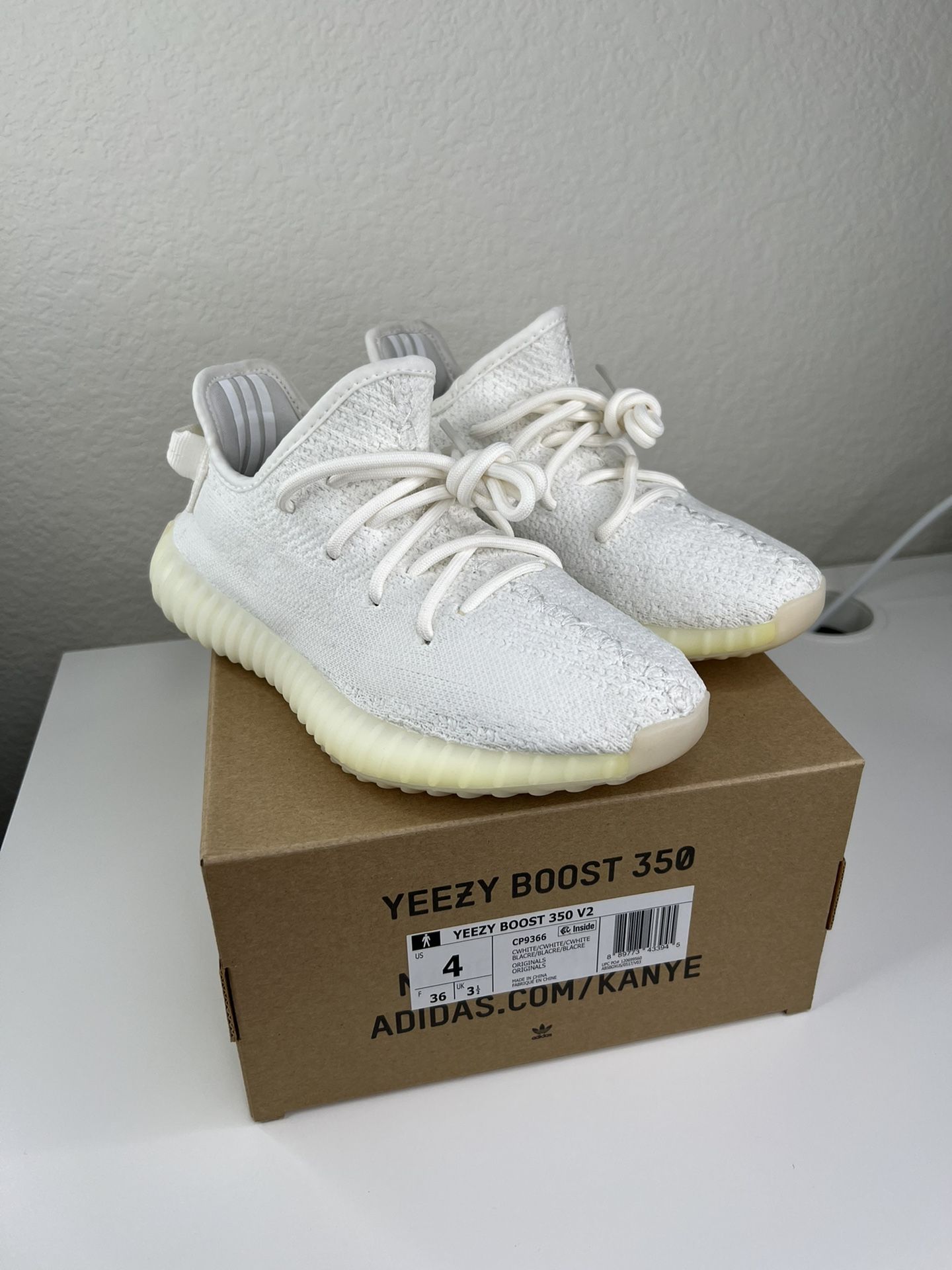 Yeezy Boost 350 V2 'Cream White/ Triple White' Yeezy Boost 350 V2 'Cream White/ Triple White'