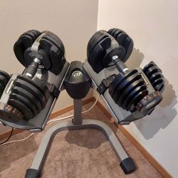 Nautilus Adjustable Dumbbells  With Rack