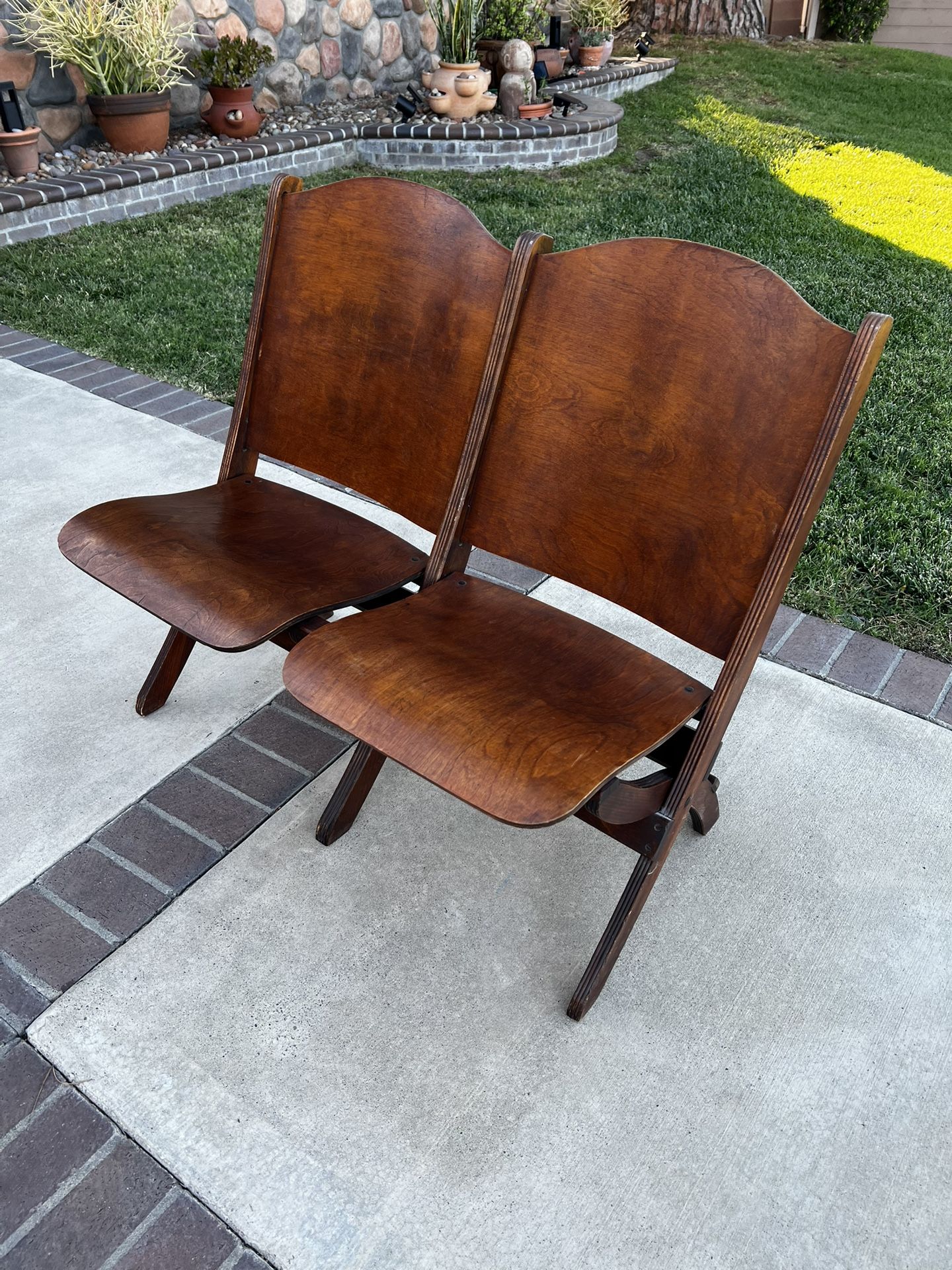 VTG 1920’s Theater Or Stadium Foldable Seats.