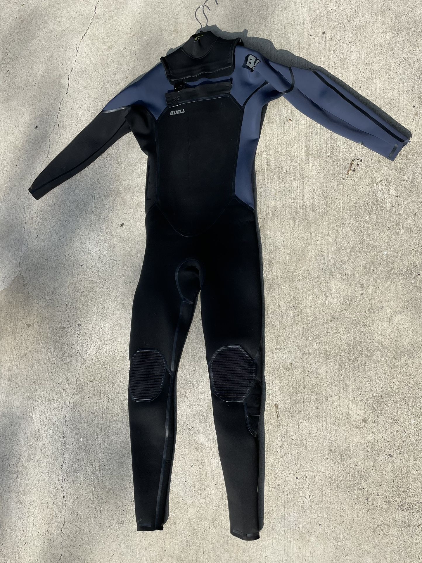 Large 4/3 Buell Accelerator