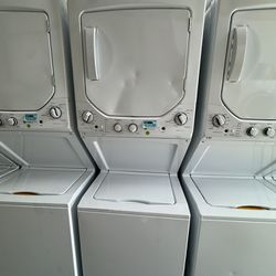 Washer Dryer 24” 