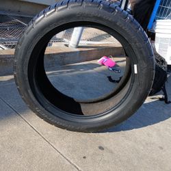 BfGoodrich 225/50R18 81.97 Percent RUBBER