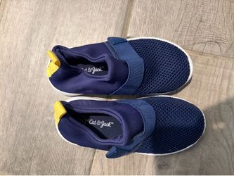 Water Shoes Size 9c