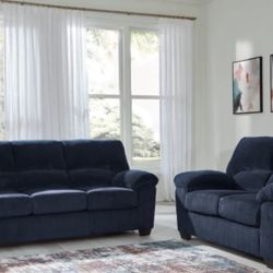 Simple Joy Sofá And Loveseat 