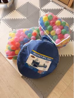Tent plus balls