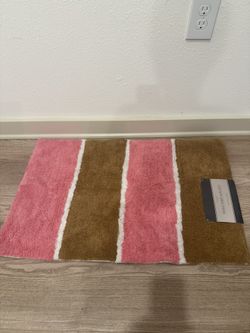 Girly Pink | tan rug