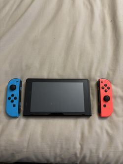 nintendo switch a few scratches but about a month old