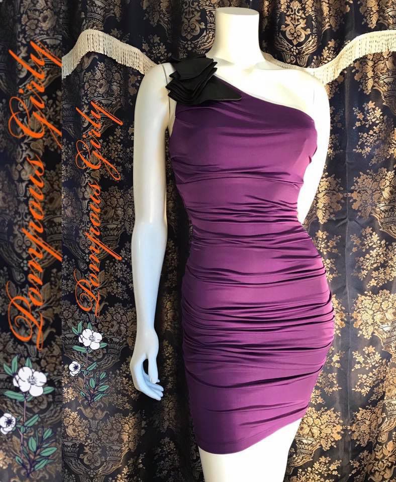POMPOUS GIRLY PURPLE RUFFLETRIM ONE SHOULDER RUCHED SIDES FORMAL MIDI DRESS SIZE SMALL