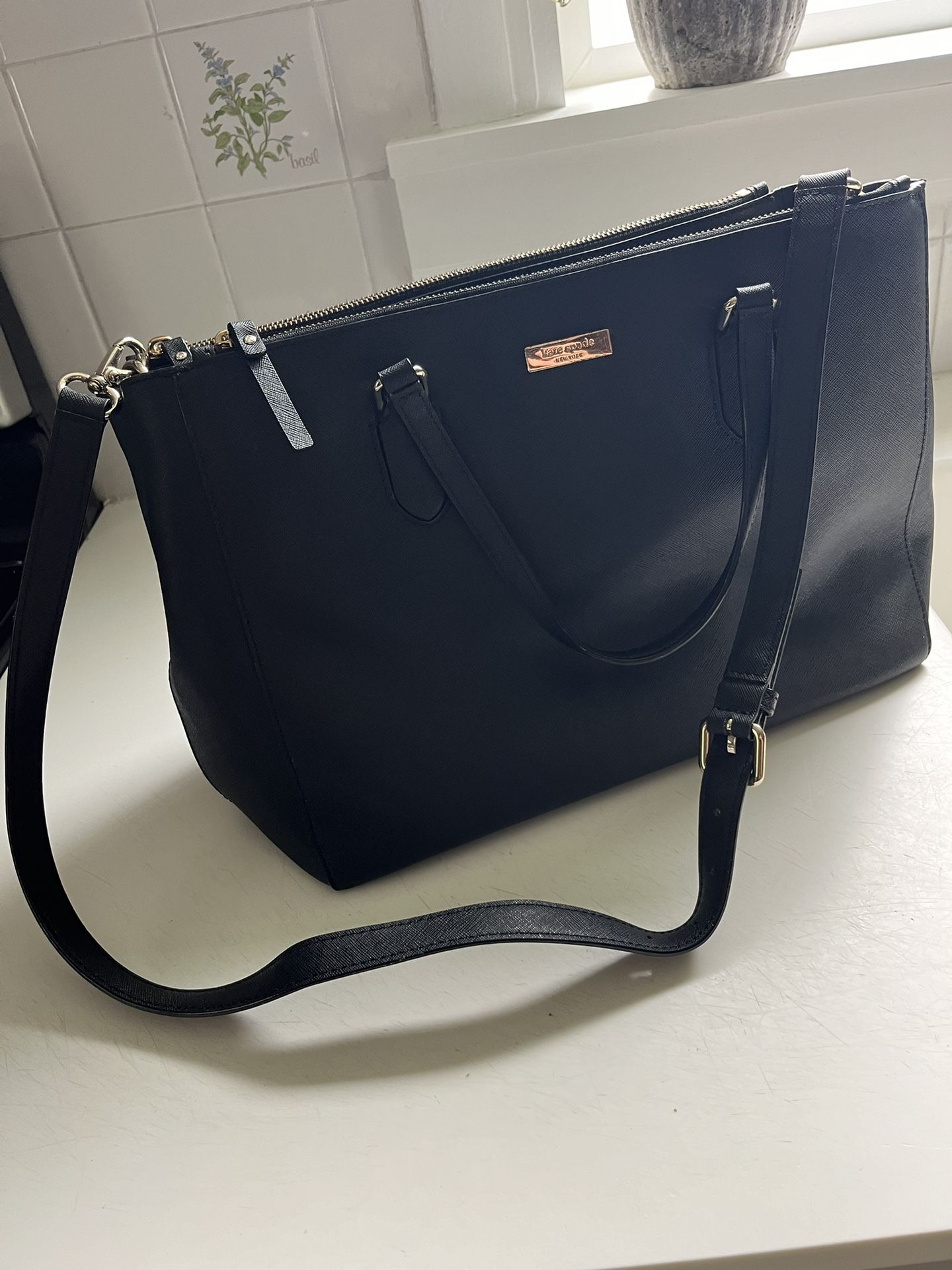 Kate spade Black Leather Tote Bag