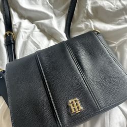 Tommy Hilfiger Bag