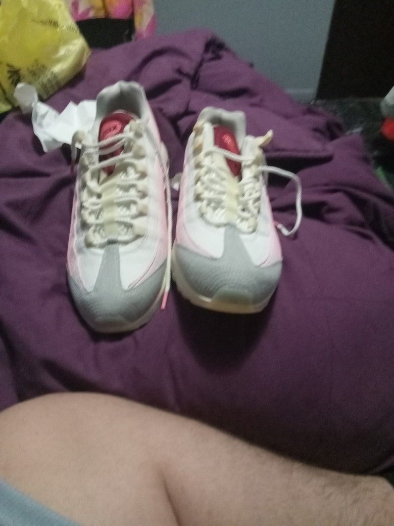 Air Max 95 Red No Box Willing To Take Offers Size 12 Mens