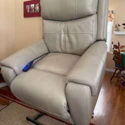 Power lift recliner