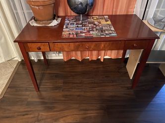 Table With 3 Functioning Drawers