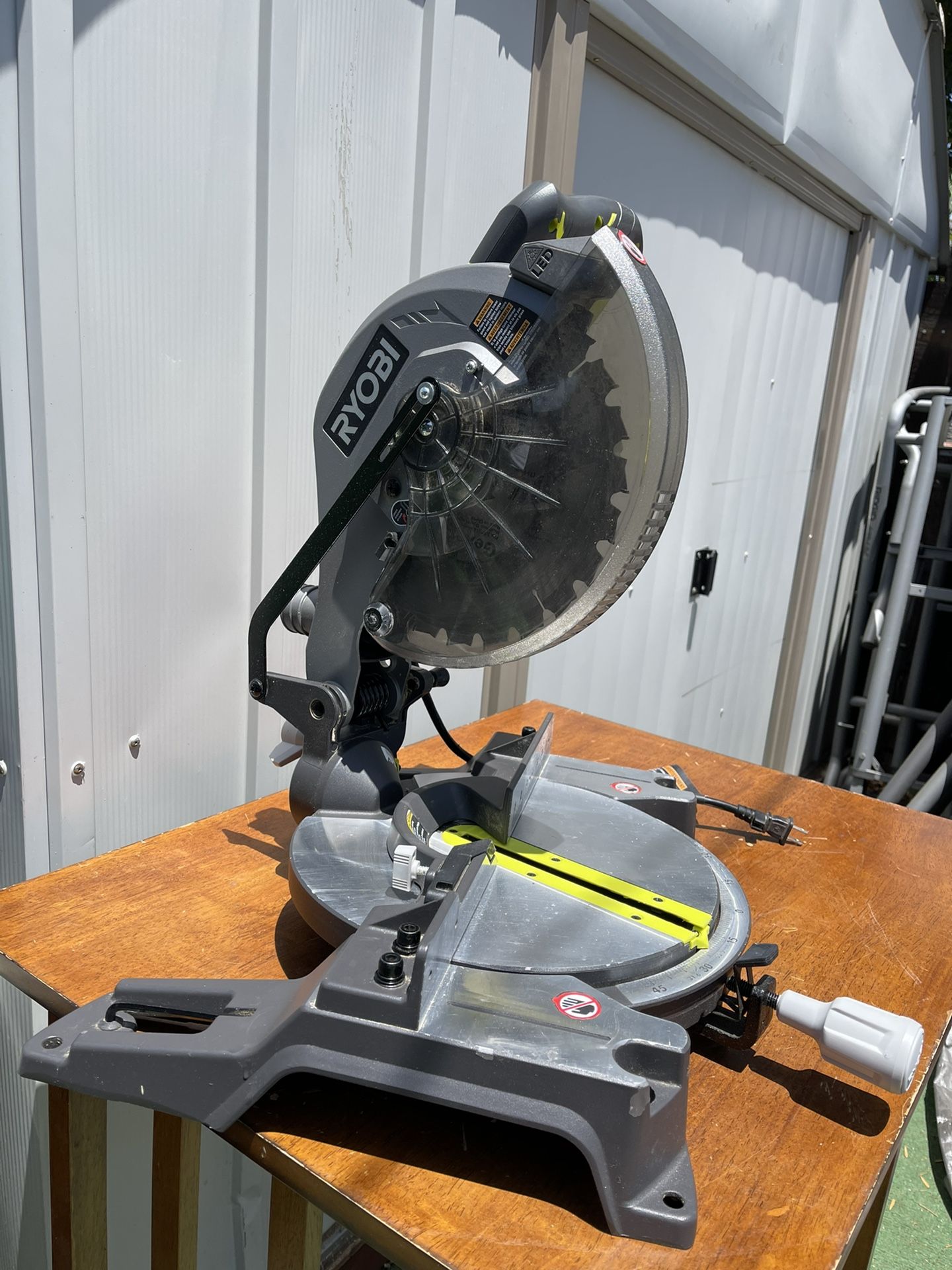 RYOBI 10 in. Compound Miter Saw with LED