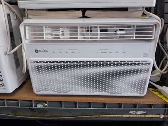8000btu windows AC by GE/ ultra Quite/ wifi/ energy saver.  Brand new