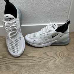 Nike Air Max 270
