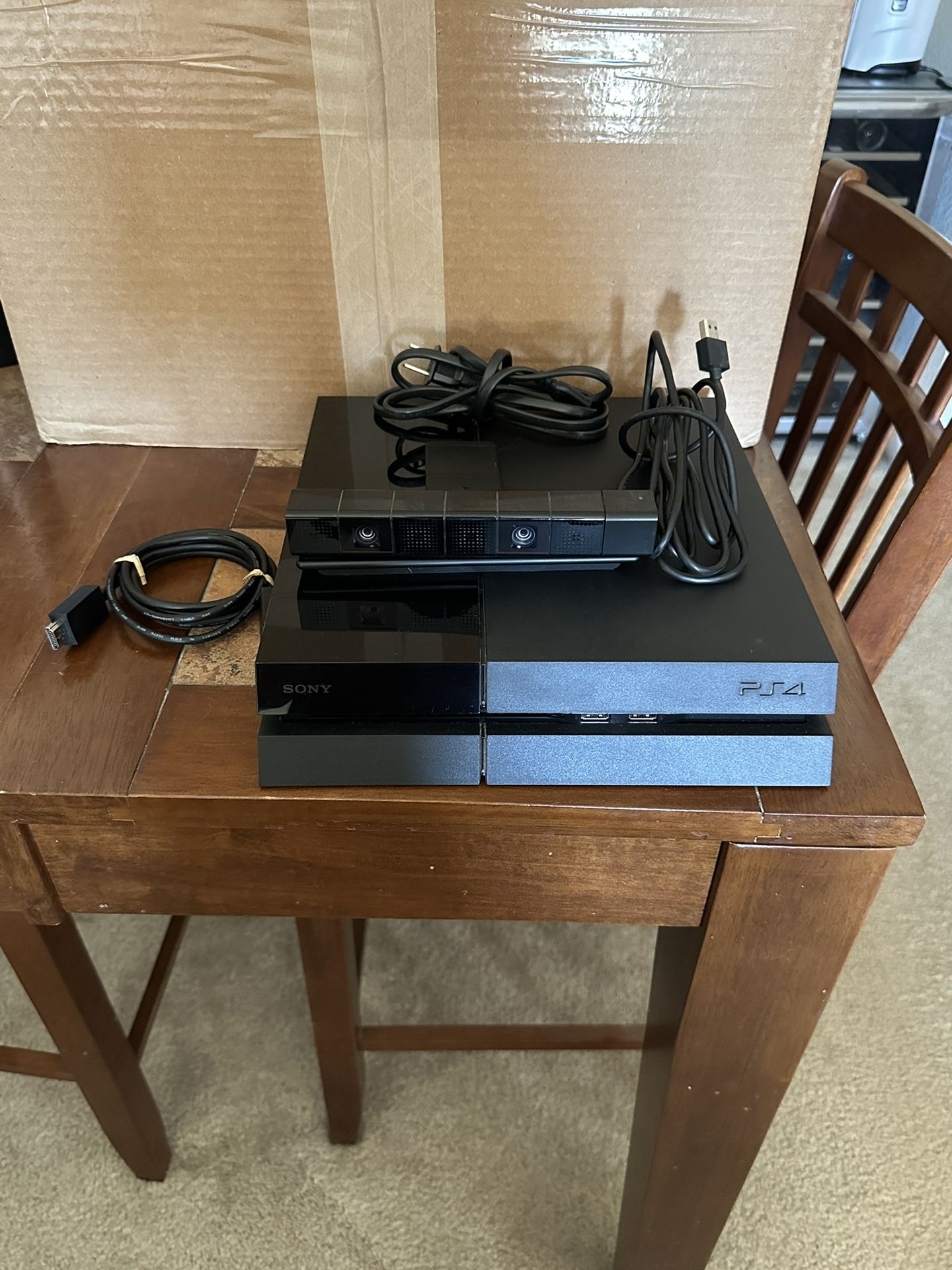 PlayStation 4 With Remote