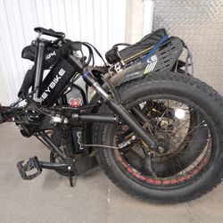 🚲 Foldable Heybike Electric Bike – Great Condition! 🔋
