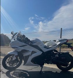 200cc falcon scooter