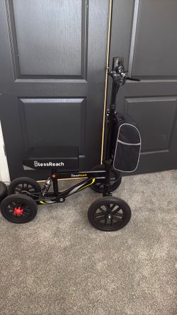 Black Bless Reach knee scooter