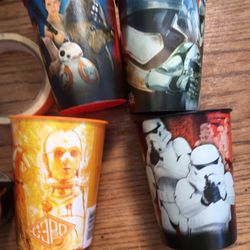 Star Wars cups, brand new never used 10 Available