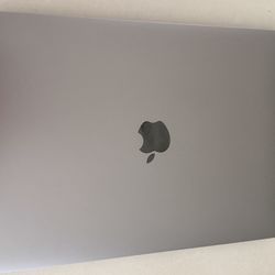 MacBook Pro 13” (2020) – Excellent Condition | Excelente Estado