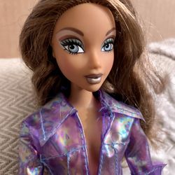 1999 Retro My Scene ‘Chillin’ Out’ Madison Doll