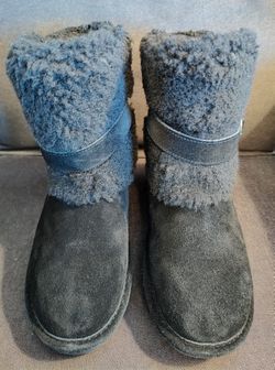 ***WOMEN’S BEARPAW SUEDE WINTER BOOTS***