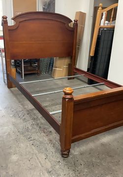 Queen Bed Frame Headboard Footboard