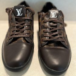 Louis Vuitton AA sneakers 