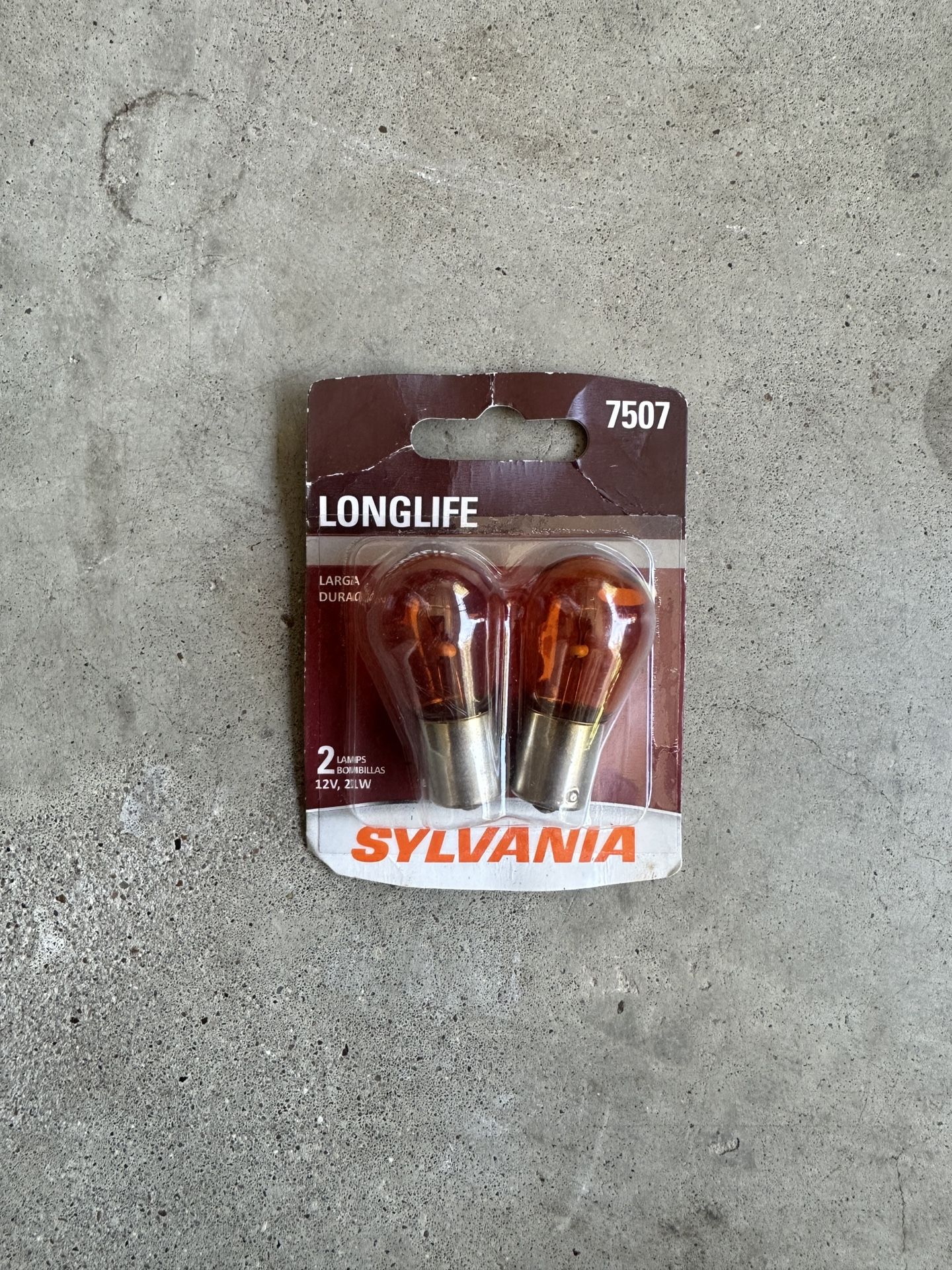 Sylvania 7507 Long Life: Mini Bulb, Standard Performance, 2 Pack