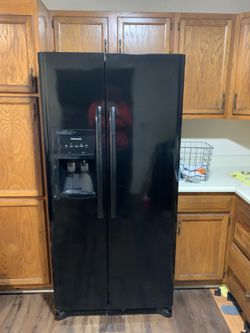 Double door Frigidaire