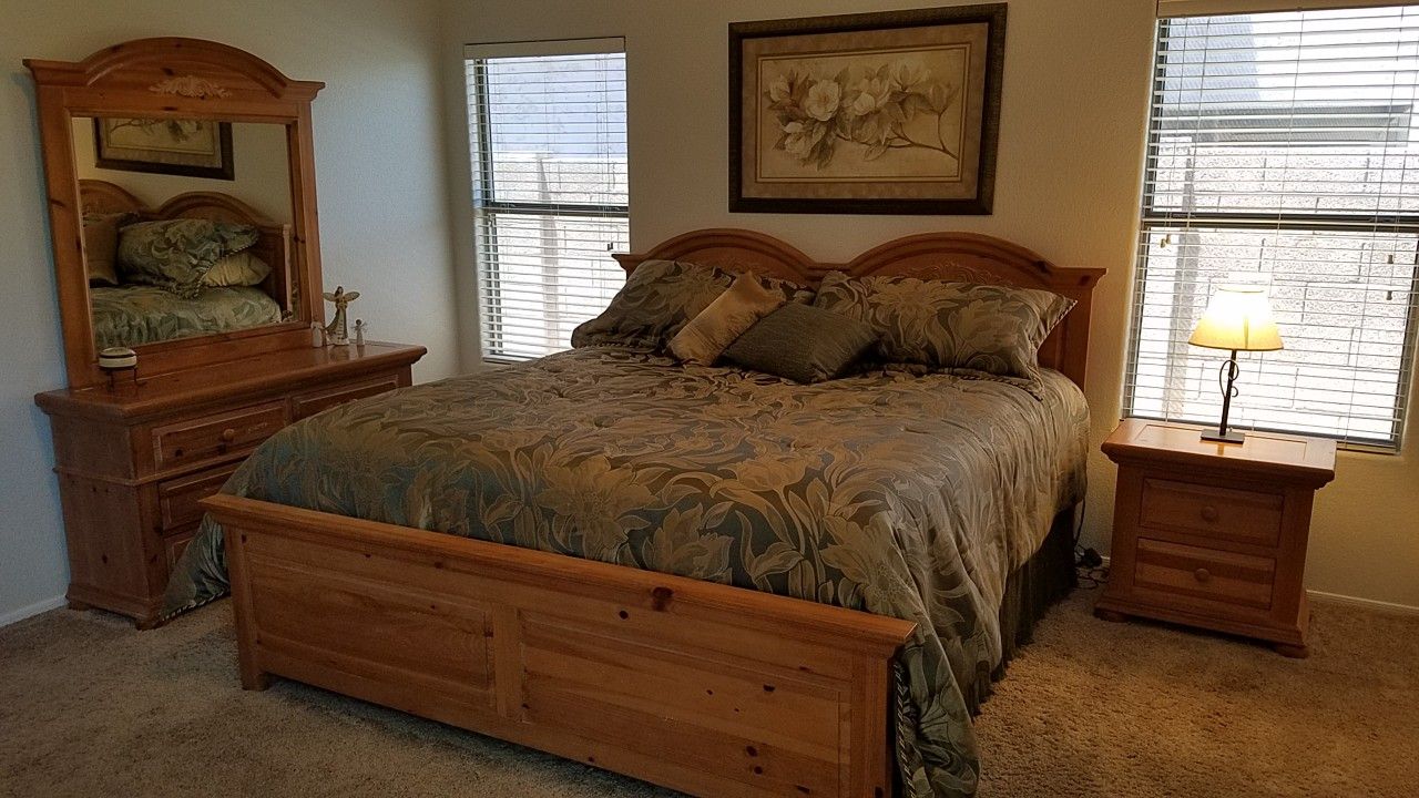Broyhill Fontana bedroom set for Sale in Phoenix, AZ OfferUp