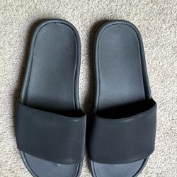 Women’s Shoes