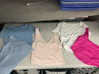 5 Women’s Summer Tops size Small