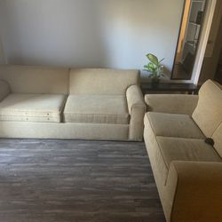 Couch Set W PulloutBed  