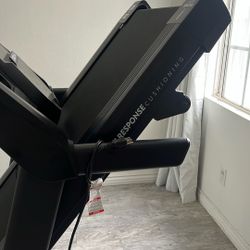 Treadmill 